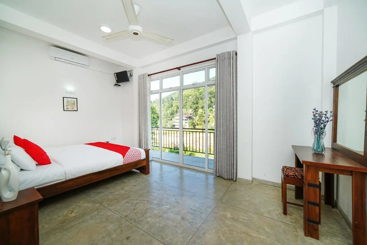 Oyo 555 Villa Dasuni Κάντι